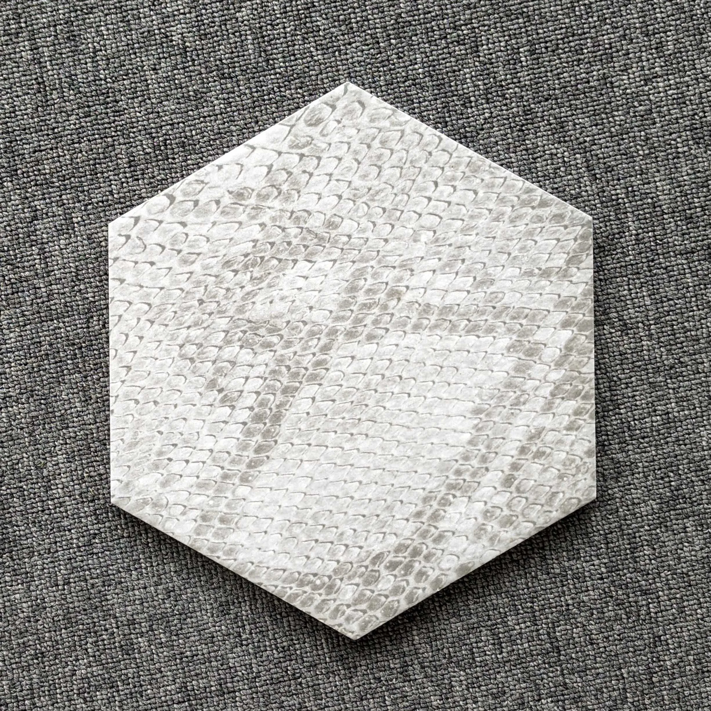 REPTILE MIX GREY 